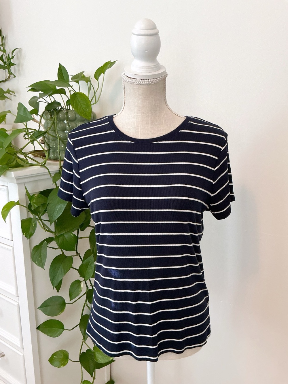 C&C California | Navy and White Striped Crewneck Tee size XL